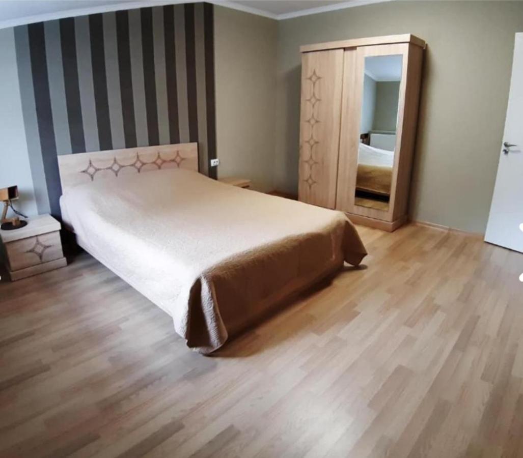 Gogoli Family Hotel Tbilisi ภายนอก รูปภาพ