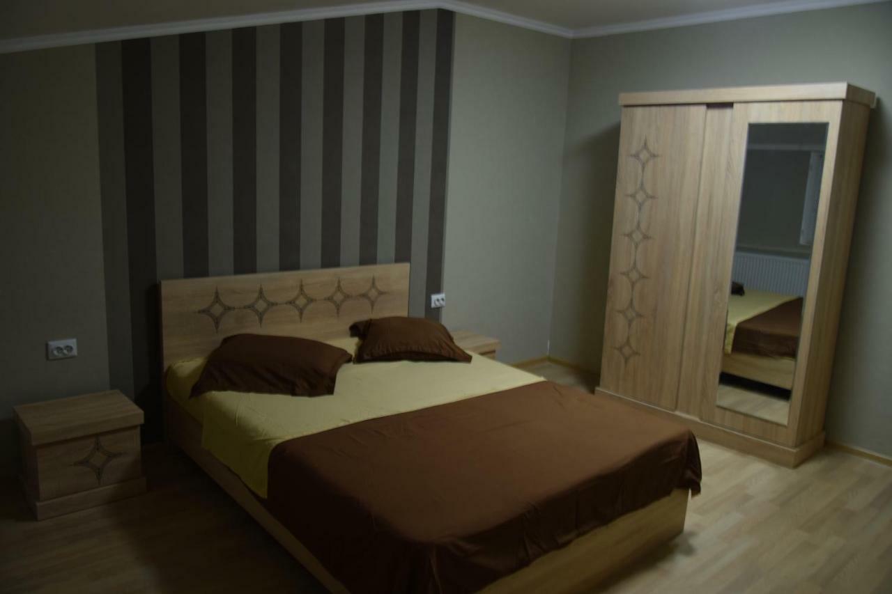 Gogoli Family Hotel Tbilisi ภายนอก รูปภาพ