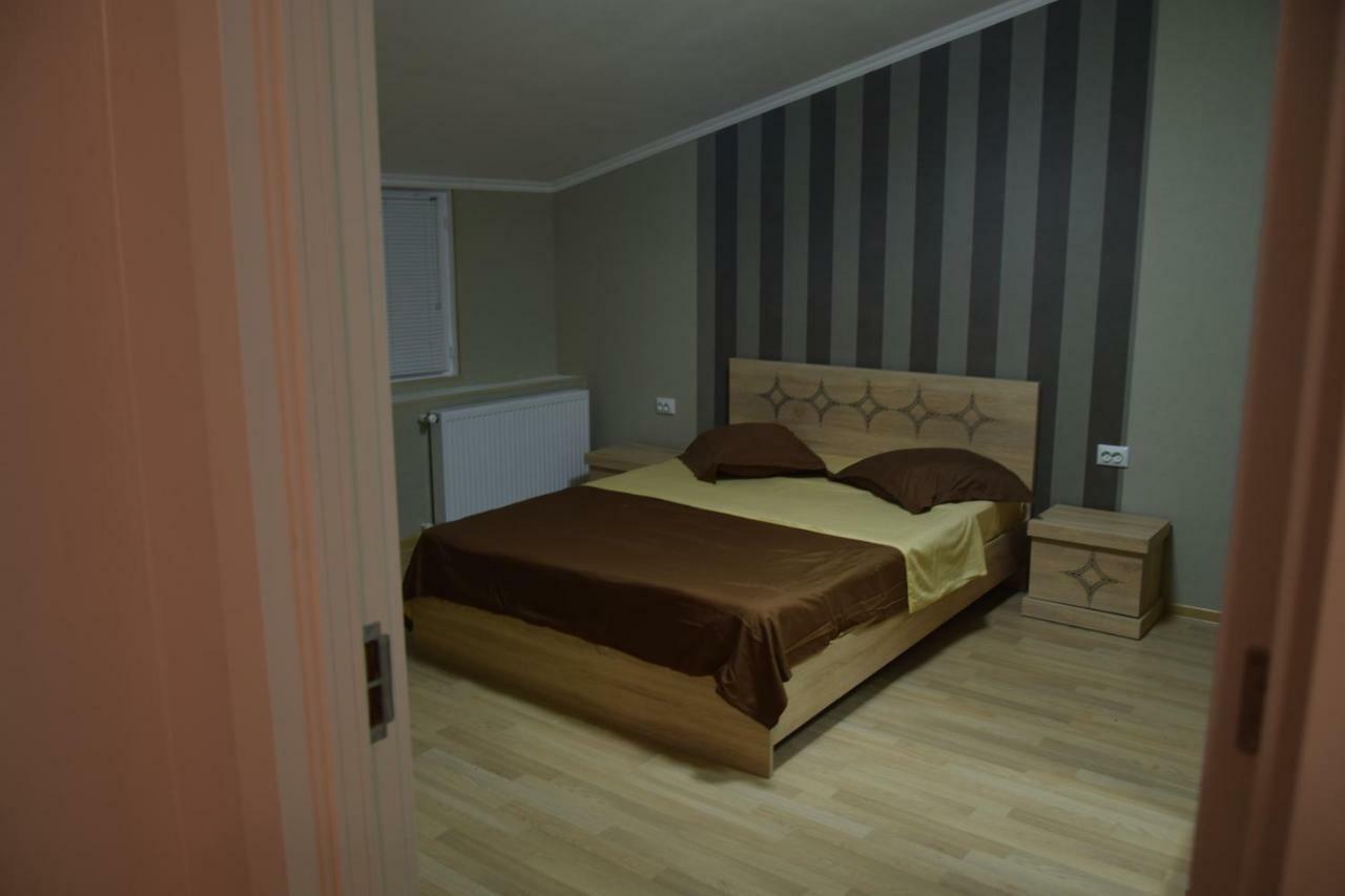 Gogoli Family Hotel Tbilisi ภายนอก รูปภาพ