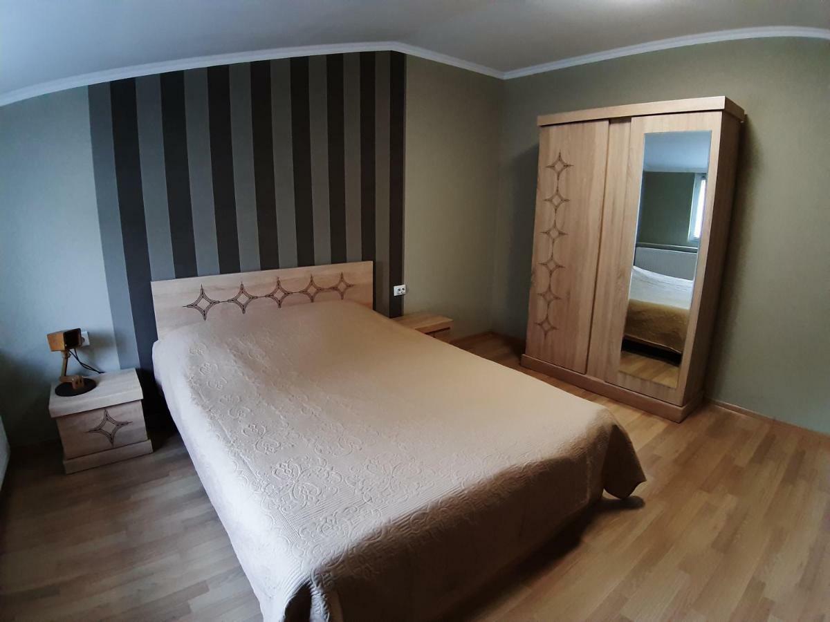 Gogoli Family Hotel Tbilisi ภายนอก รูปภาพ